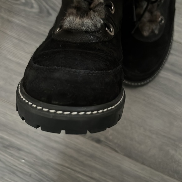 Stuart wietzman shearling bootie - Picture 6 of 6